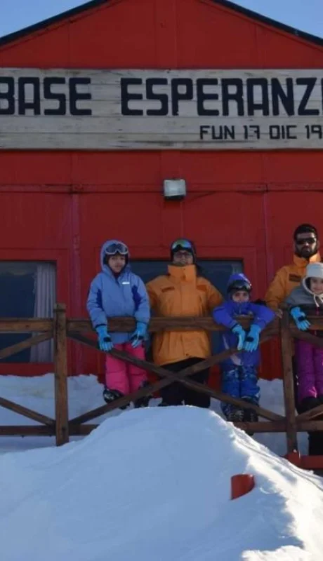 base-esperanza-02-jpg.