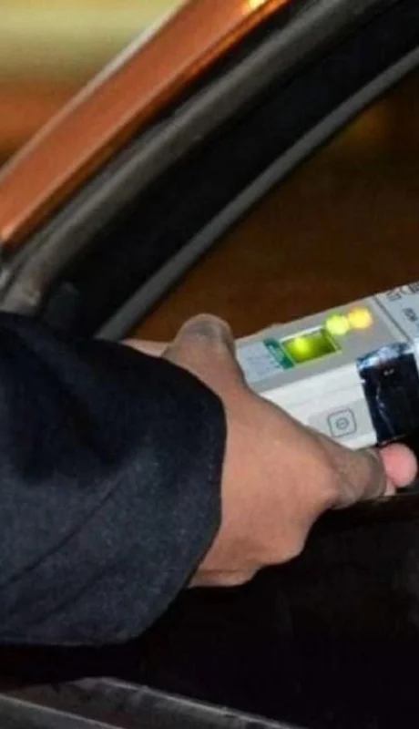 Un camionero tomó, manejó y lo pescaron en Mendoza