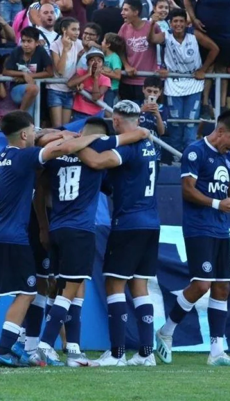 ftoyemgwwaeivwf-jpg.