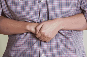 Cómo realizar la maniobra de Heimlich que puede salvar vidas