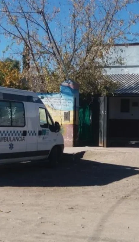 centro-de-salud-la-favorita-png.