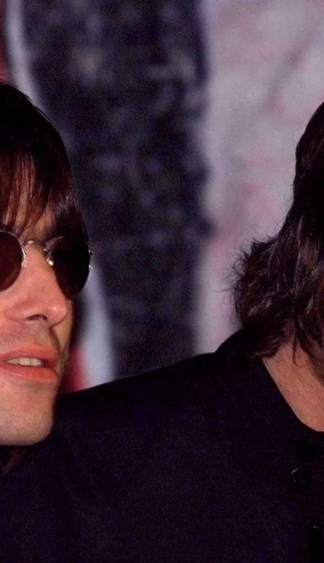 liam-gallagher-noel-gallagher-oasis-jpg.