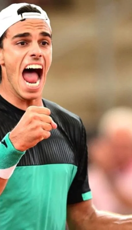 whatsapp-image-2023-04-19-at-16-12-20-jpeg.