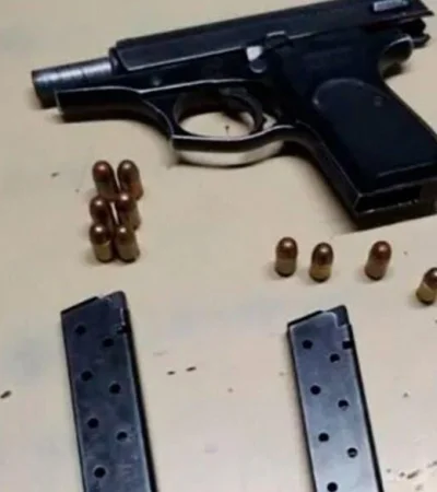 pistola-con-balas-jpeg.