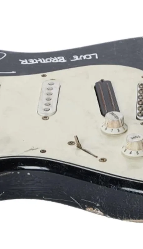 imagen-guitarra-kurt-cobain-98-jpg.