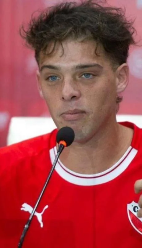 maratea-pegar-independiente-png.