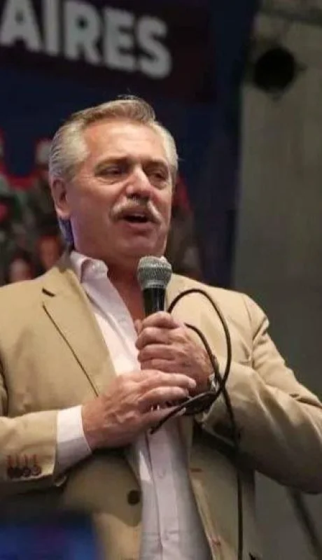 1650753028220423555-jpg.