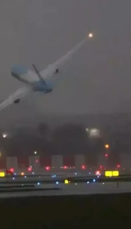 nuevo-avi-n-presidencial-con-una-arriesgada-maniob-nuevo-avi-n-presidencial-con-una-arriesgada-maniob-1661857327635480576-webp.