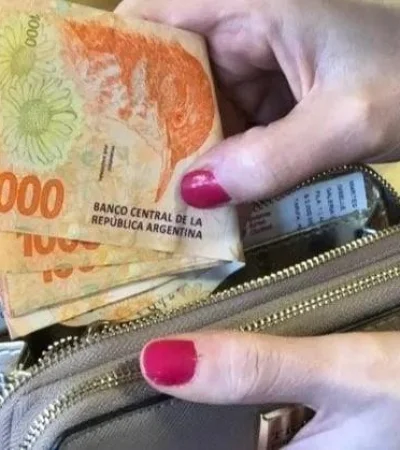 Aumeta el límite para cobrar el salario familiar.