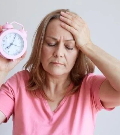 colegio-medico-colombiano-medicina-epicrisis-ciencia-insomnio-menopausia-edad-adulta-mujer-mujeres-jpg.