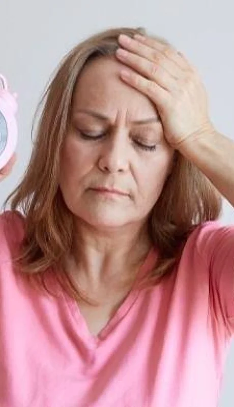 colegio-medico-colombiano-medicina-epicrisis-ciencia-insomnio-menopausia-edad-adulta-mujer-mujeres-jpg.