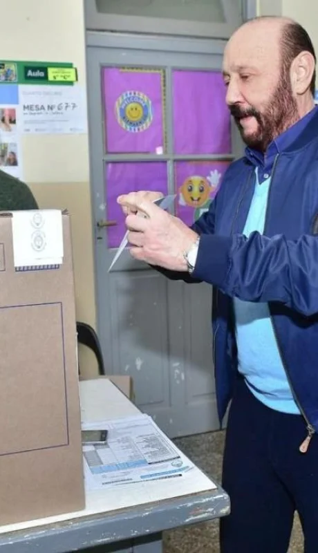 1681849507230418680-jpg.