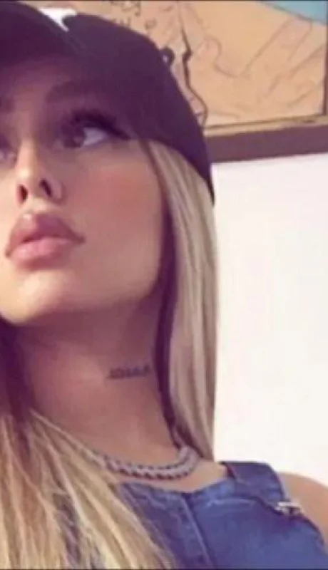 tamara-l-gante-piercing-operaciones-novia-png.