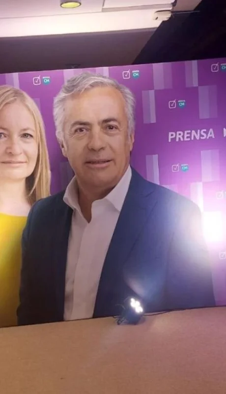 ca455fe9-1463-4915-a08e-e673d04aaaf0-jpg.