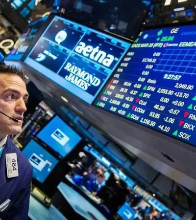 wall-street-1jpg-webp.