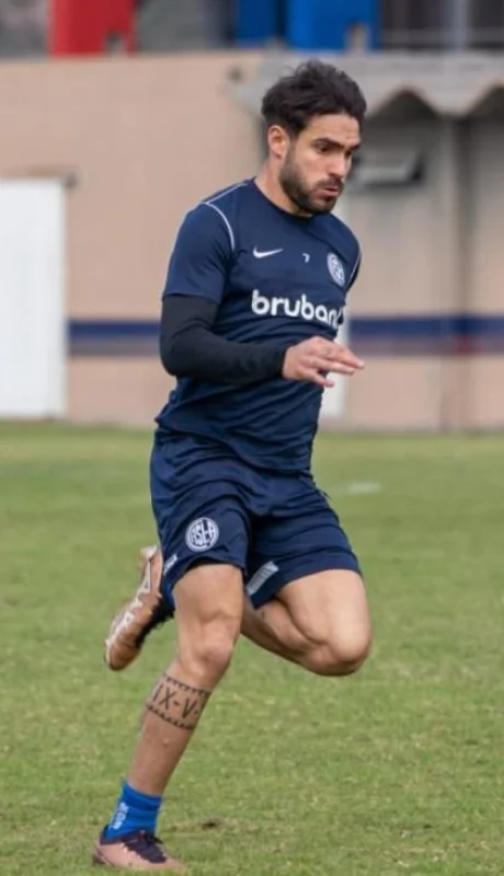 fyw4js8xgai8tyq-jpg.