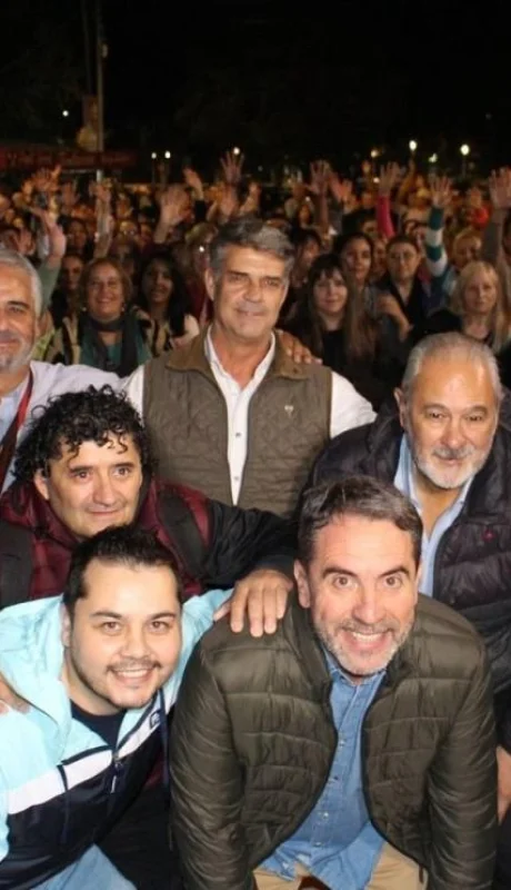 fuxkd6mxoaicyrp-jpg.