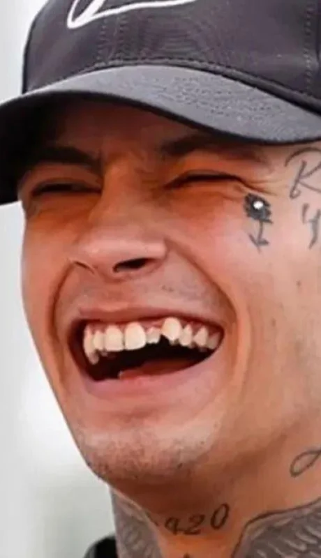 lgante-novia-cama-mujer-desnudo-png.