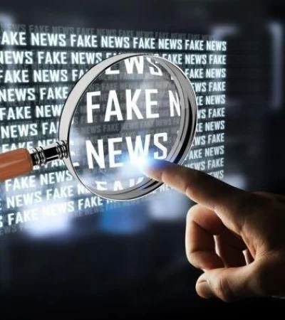 fake-news-shutterstock-668033083-c-700x426-jpg.