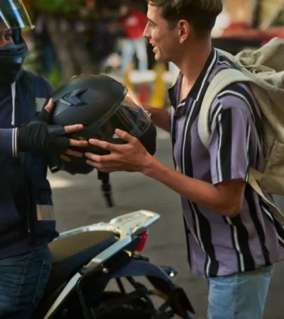 uber-moto-argentina-trabajo-empleo-png.