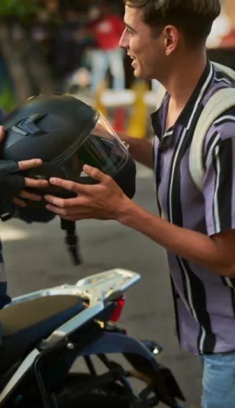 uber-moto-argentina-trabajo-empleo-png.