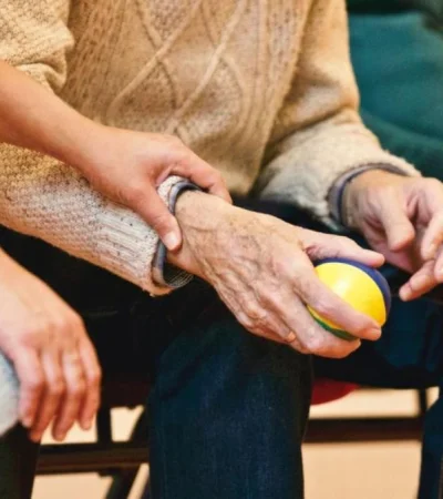 pexels-matthias-zomer-339620-jpg.