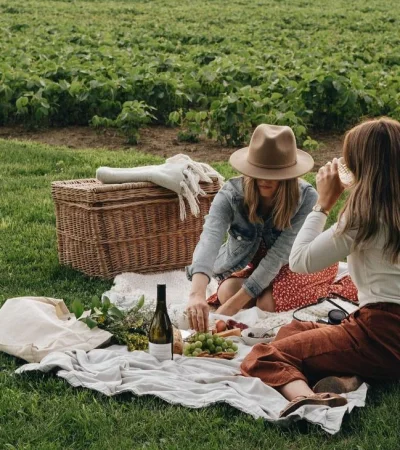 pexels-mathilde-langevin-10897660-jpg.