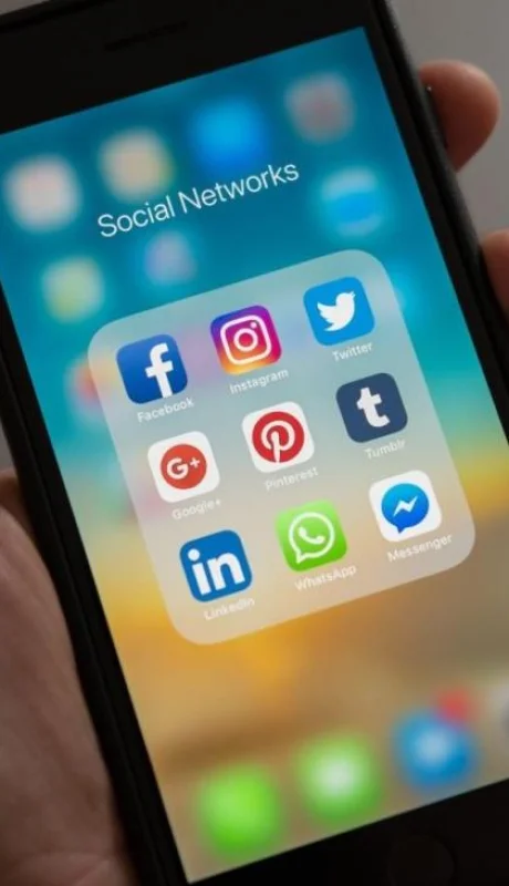 pexels-tracy-le-blanc-607812-jpg.