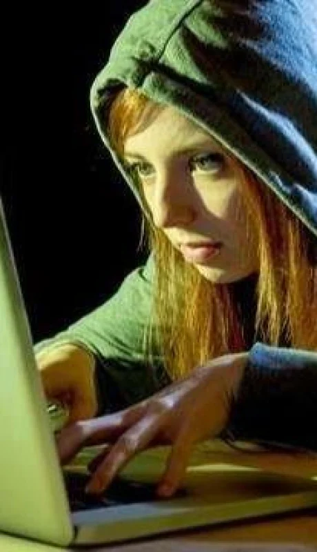 stalkear-es-una-practica-muy-rjkwxyphe-640x361-jpg.