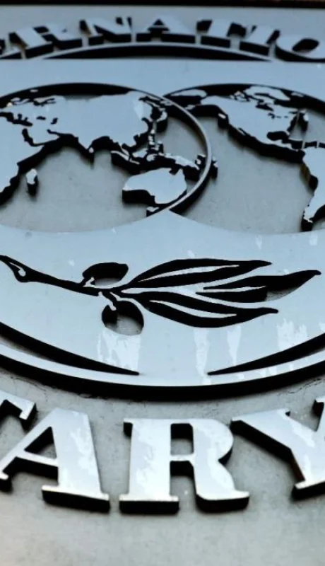 Argentina busca acordar un nuevo programa con el FMI que le garantice la llegada de fondos frescos.