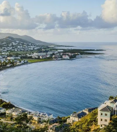 san-cristobal-nieves-portada-shutterstock-380434834-luc-brousseau-jpg.