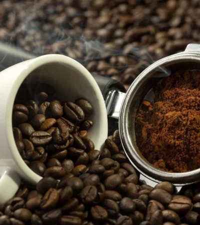 herramienta-utilizada-prensa-cafe-taza-1-jpg.