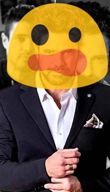 luciano-castro-twitter-parecido-clon-redes-sociales-png.