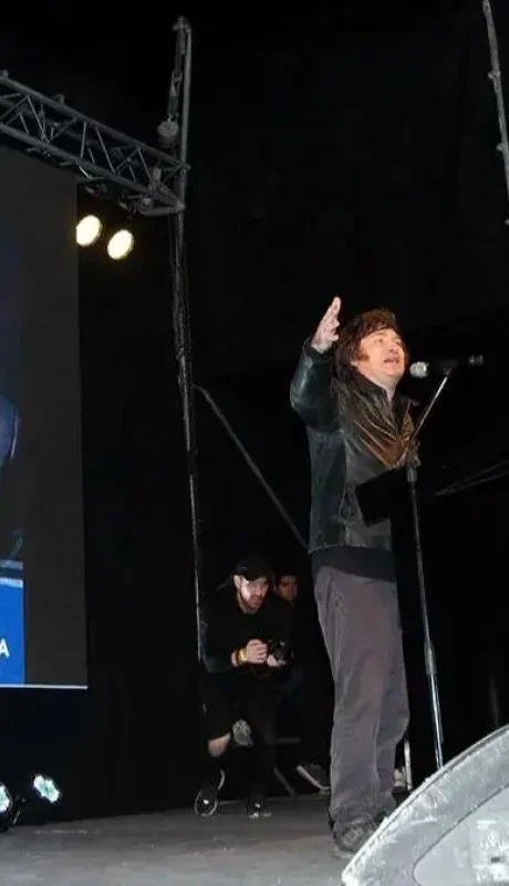 javier-millei-mendoza-okjpg-webp.