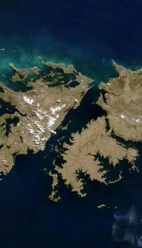 06-11-20-especial-malvinas-islasmalvinassatelital-jpg.