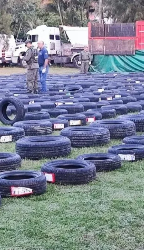 aduana-secuestro-neumaticos-formosa-cordoba-jpg.