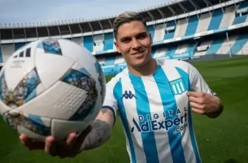 Juanfer Quintero se va colmado de amor por Racing Club