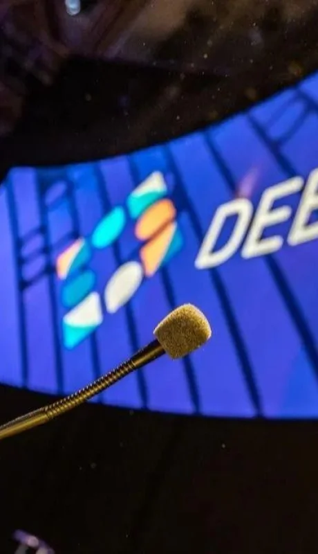 debate-presidencial-png.