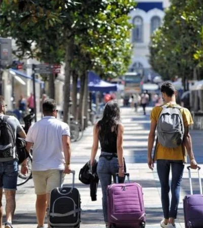 emancipacion-jovenes-salud-psicologia-argentina-hoy-png.