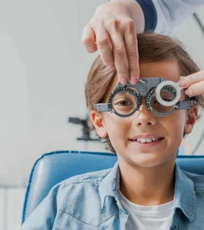 oftalmologo-pediatra-vision-ninos-adolescentes-png.
