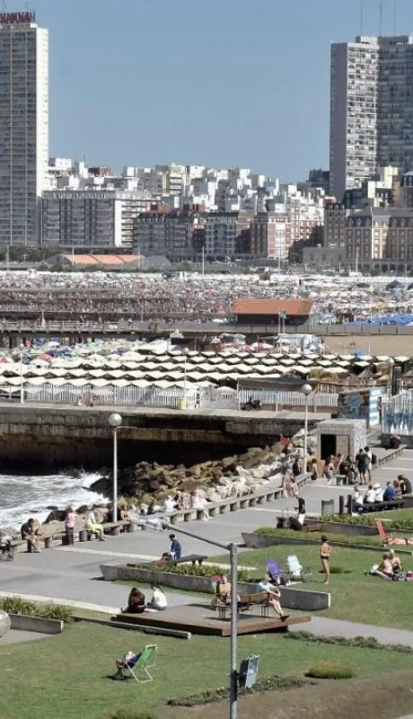 1676927107230220673-jpg.