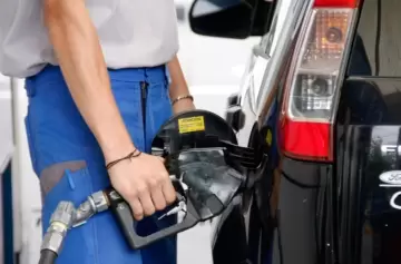 Se disparó casi 5% el precio del petróleo tras el ataque de Irán a Israel