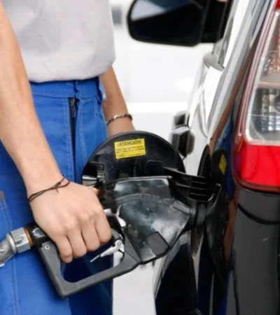 El barril de petróleo aumentó casi 5%.