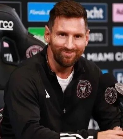 whatsapp-image-2023-08-17-at-17-52-01-jpeg.