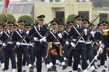 Medida disciplinaria en Colegio Militar de Perú genera fuerte crítica