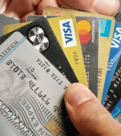 Aumentó la morosidad en el pago de las tarjetas de crédito.