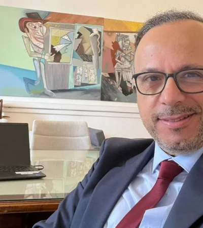 1692628807230821675-jpg.