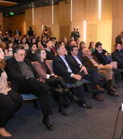 autoridadesforo-1024x682-jpg.