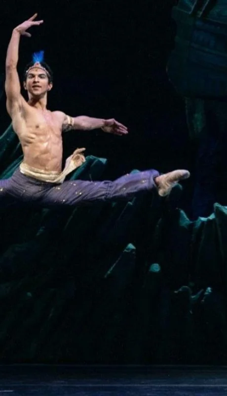 jiva-velazquez-primer-bailarin-del-t-colon-jpg.