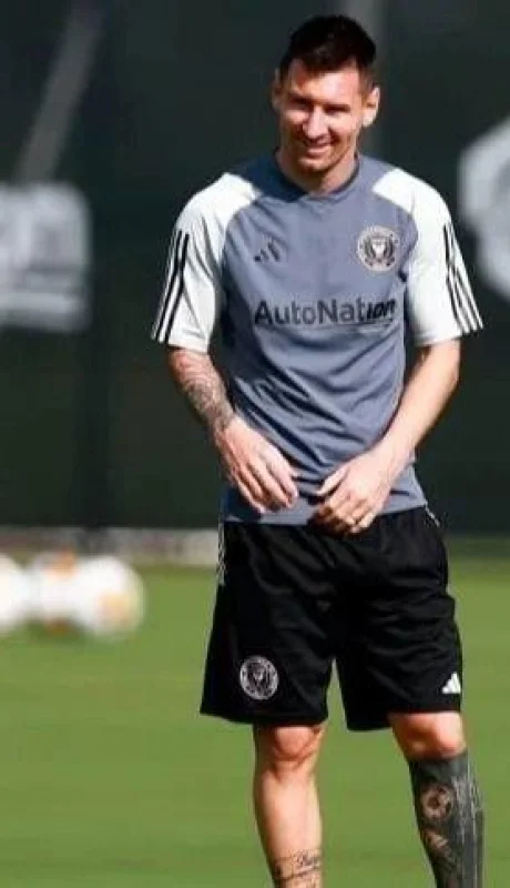 whatsapp-image-2023-09-19-at-21-35-41-jpeg.